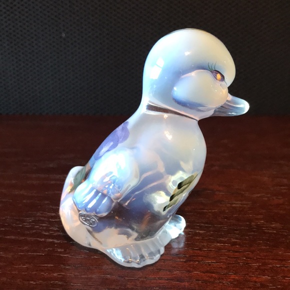 Fenton Signed Hand Painted Opalescent Duckling - Picture 3 of 7